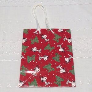 Peanuts Snoopy Christmas Gift Bag​